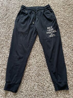 MASTERMIND WORLD Black Joggers Sweatpants May Peace Prevail On Earth Size 50/M